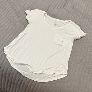 American Eagle Outfitters White Short Sleeve Tee